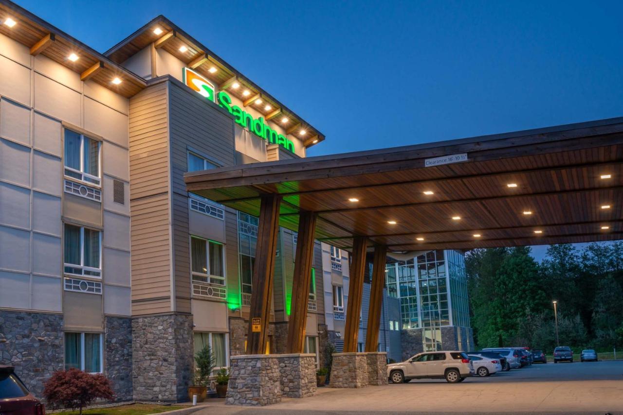 Sandman Hotel And Suites Squamish Extérieur photo