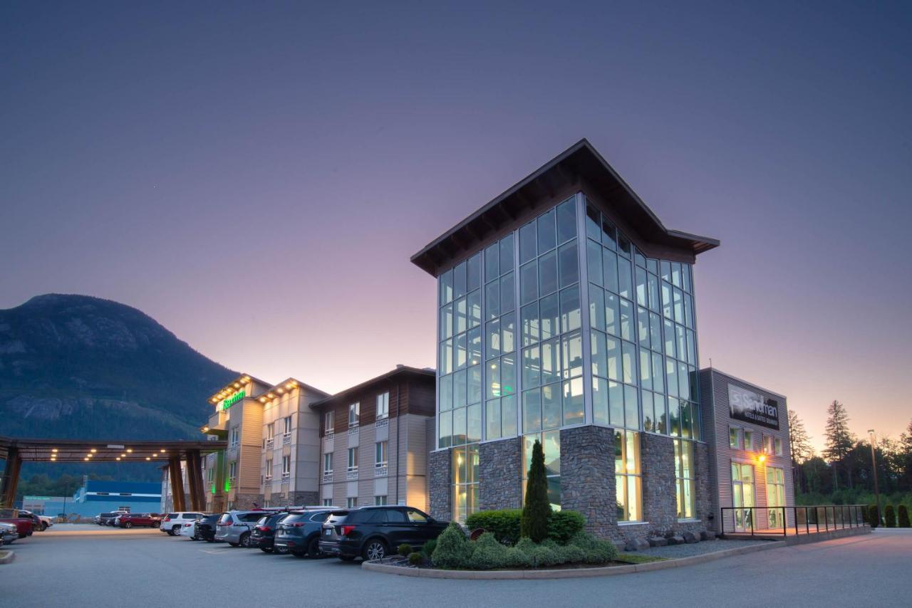 Sandman Hotel And Suites Squamish Extérieur photo