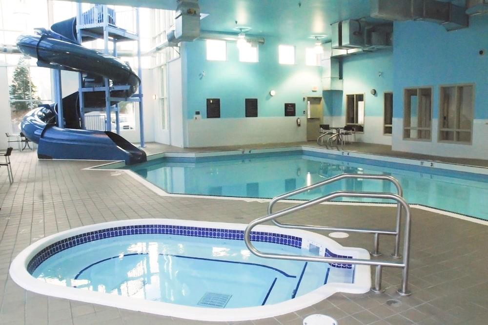 Sandman Hotel And Suites Squamish Extérieur photo