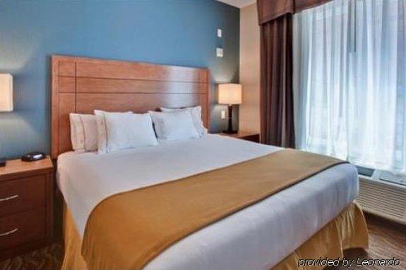 Sandman Hotel And Suites Squamish Chambre photo
