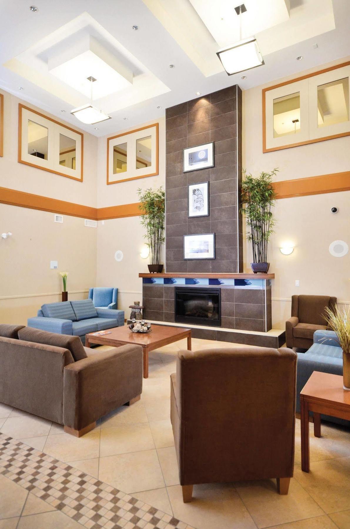 Sandman Hotel And Suites Squamish Extérieur photo